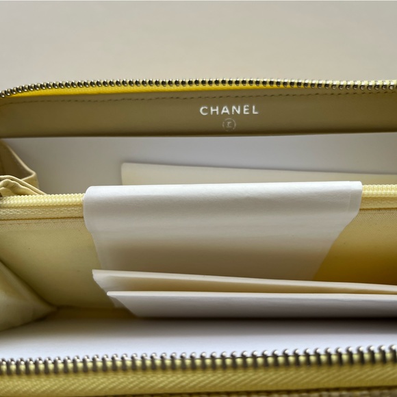 CHANEL Deauville Wallet, Lagerfeld Collection NEW WITH TAGS! Never used - Picture 6 of 9